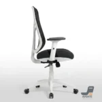 ⁦Vinnous White Mesh Swivel Chair  | كرسي مكتب ظهر وسط شبك طبي فينوس شاسيه أبيض⁩ - الصورة ⁦4⁩